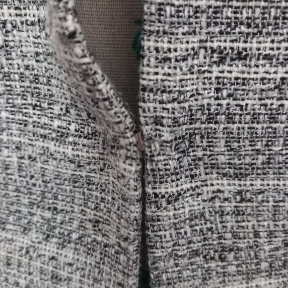 H&M Collarless grey blazer with modern simple lines, pockets (Size 10) - Picture 3 of 8